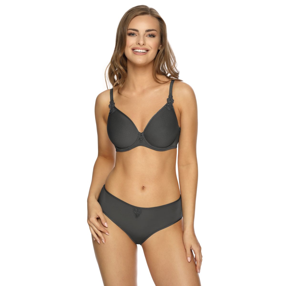 211400_21120_830_1vorne-m-viania-bieliznomania Kobieta w bieliźnie marki viania model Betty